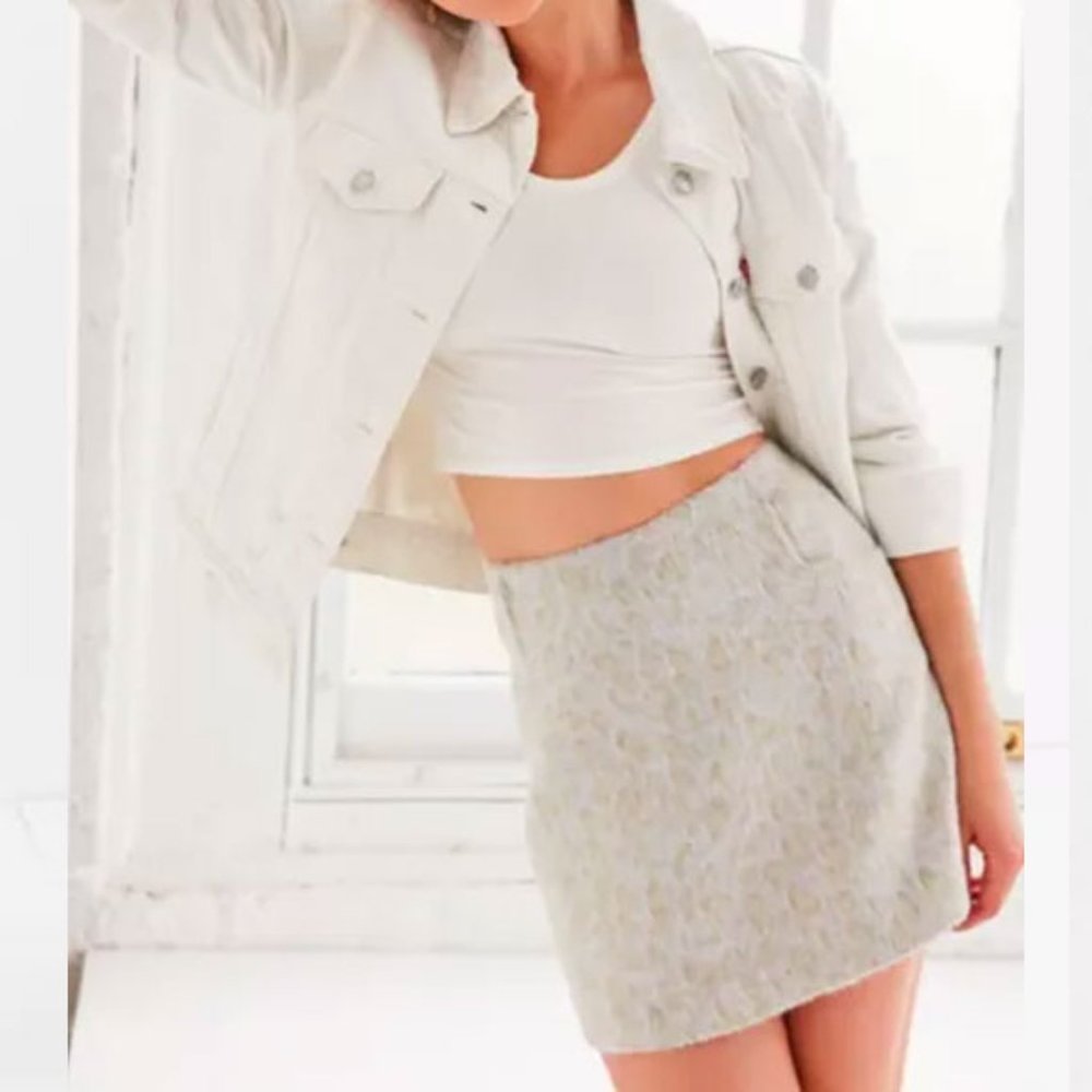 *NWT Urban Outfitter Ecote | Snow Leopard Mini Skirt Size 12